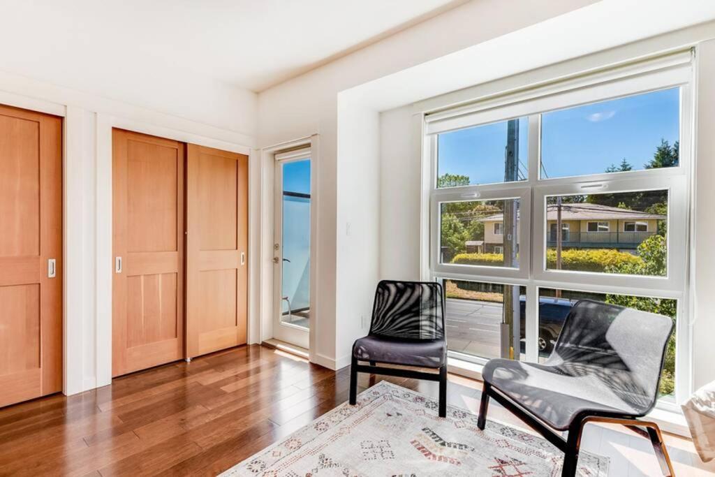 Cedar Hill Sunlit Stay - Bright Spacious & Modern Victoria Eksteriør bilde