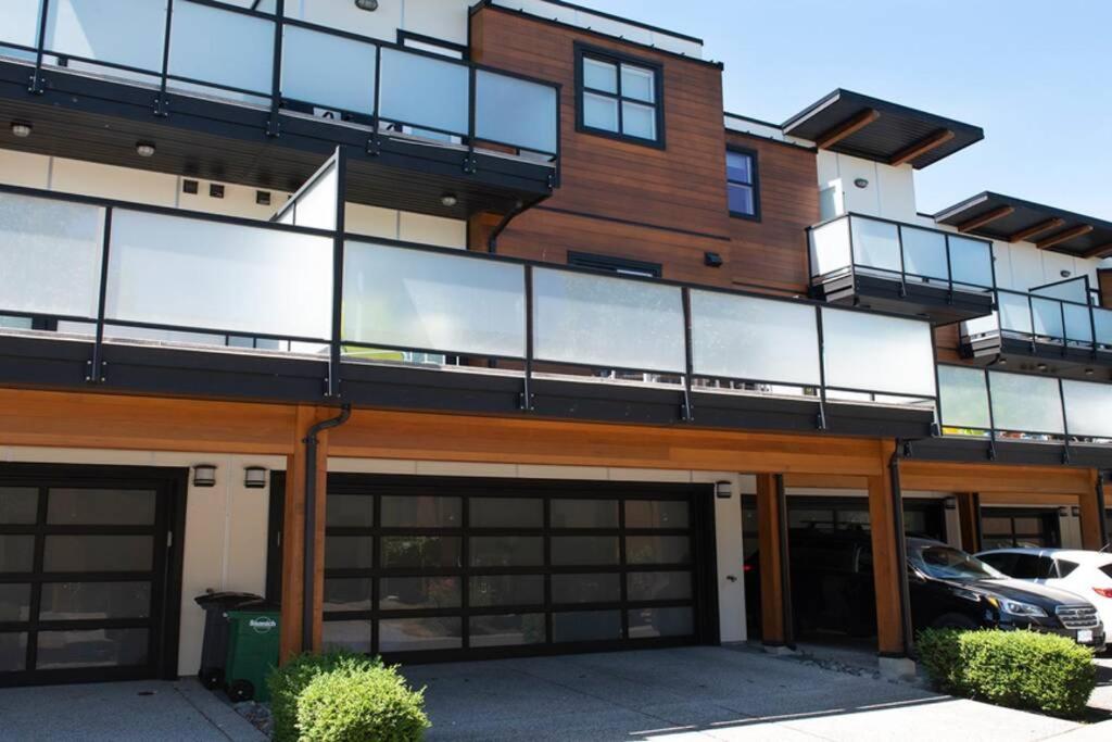 Cedar Hill Sunlit Stay - Bright Spacious & Modern Victoria Eksteriør bilde